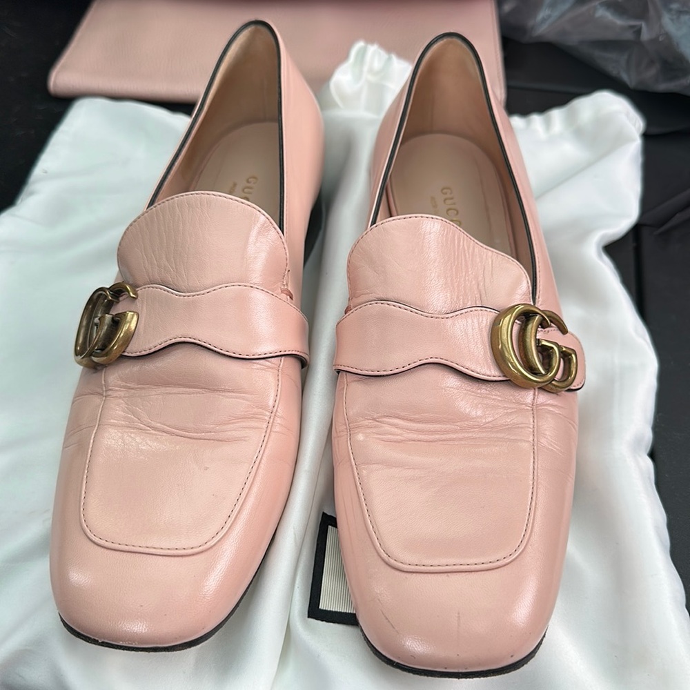 Gucci Double G Logo Leather Loafer
